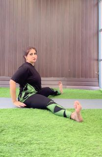 Iris Vatrana feet photo 3