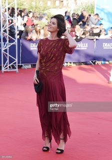 Irène Jacob feet photo 8