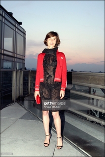 Irène Jacob feet photo 3