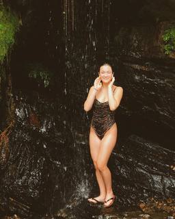 Isa Briones feet photo 20