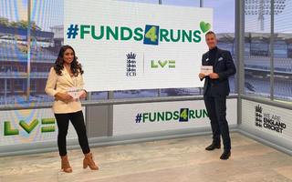 Isa Guha feet photo 4