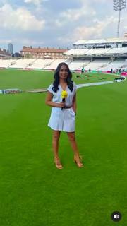 Isa Guha feet photo 1
