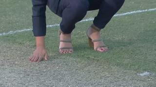 Isa Guha feet photo 14