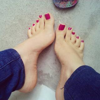 Isa Pes feet photo thumbnail