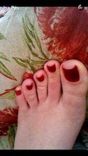 Isa Pes feet photo thumbnail