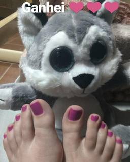 Isa Pes feet photo thumbnail