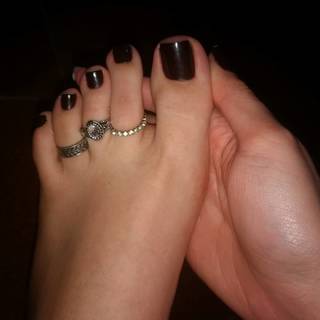 Isa Pes feet photo thumbnail