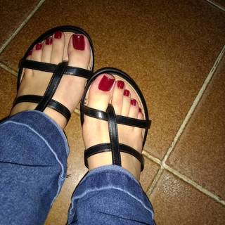 Isa Pes feet photo thumbnail