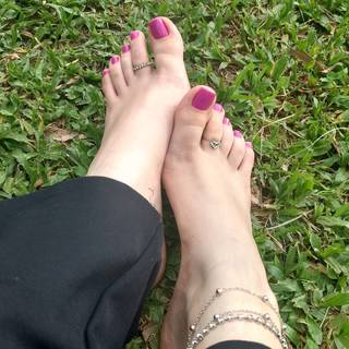 Isa Pes feet photo thumbnail