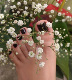Isa Pes feet photo thumbnail