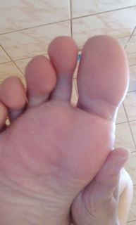 Isa Pes feet photo thumbnail