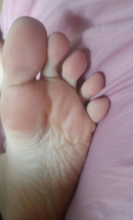 Isa Pes feet photo thumbnail