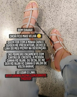Isa Pes feet photo thumbnail
