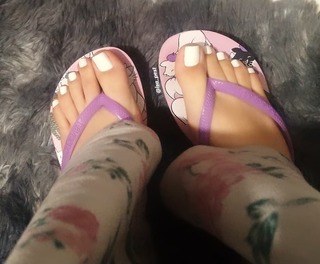 Isa Pes feet photo thumbnail