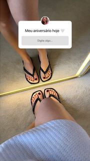 Isa Pes feet photo 3
