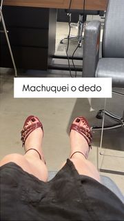 Isa Pes feet photo 2