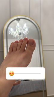 Isa Pes feet photo 14