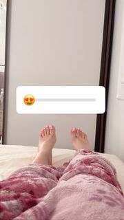 Isa Pes feet photo 5