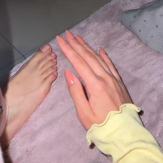 Isa Pes feet photo 7