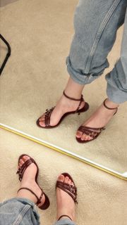 Isa Pes feet photo 10