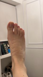 Isa Pes feet photo 3