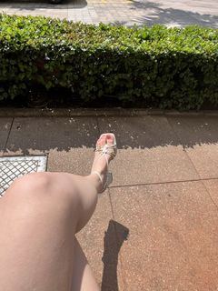 Isa Pes feet photo 2
