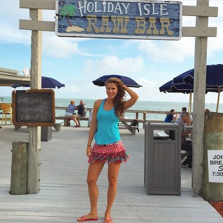 Isabel Cristina Estrada feet photo 5