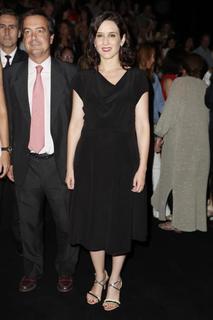 Isabel Díaz Ayuso feet photo thumbnail