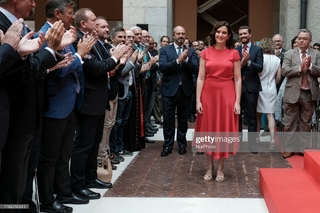 Isabel Díaz Ayuso feet photo thumbnail