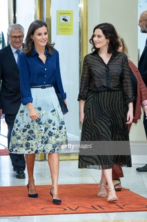 Isabel Díaz Ayuso feet photo thumbnail