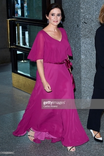 Isabel Díaz Ayuso feet photo thumbnail