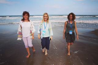 Isabel Díaz Ayuso feet photo thumbnail