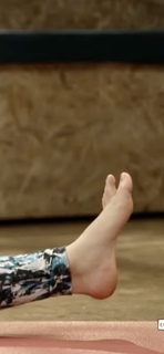 Isabel Hodgins feet photo 6
