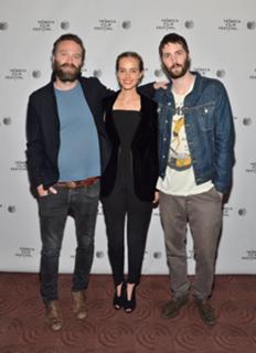 Isabel Lucas feet photo thumbnail