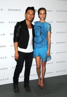 Isabel Lucas feet photo thumbnail