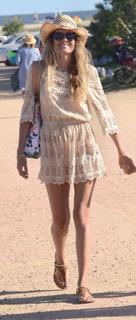 Isabel Macedo feet photo 10