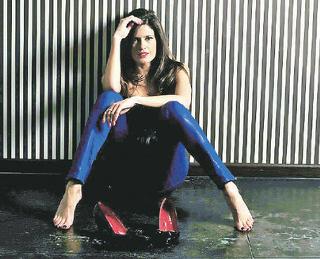 Isabel Macedo feet photo 5