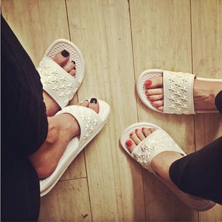 Isabel Macedo feet photo 13