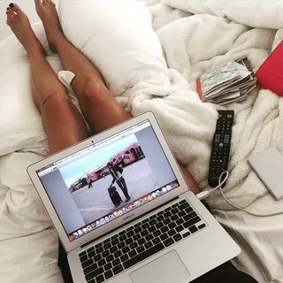 Isabel Macedo feet photo 10