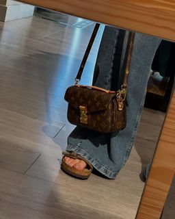 Isabel Macedo feet photo 17