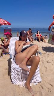 Isabel Macedo feet photo 2
