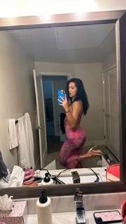 Isabela Lopez feet photo 6