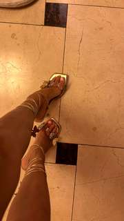 Isabela Lopez feet photo 5