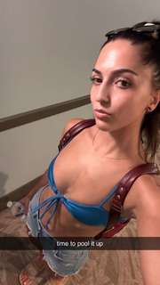 Isabela Lopez feet photo 11