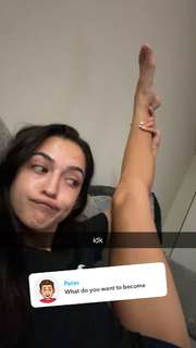 Isabela Lopez feet photo 2