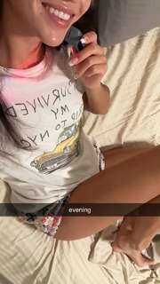 Isabela Lopez feet photo 17