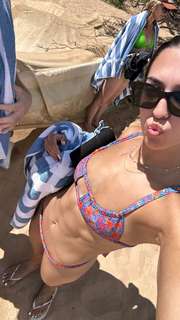 Isabela Lopez feet photo 9