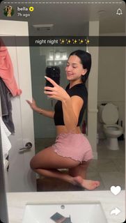 Isabela Lopez feet photo 17