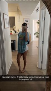 Isabela Lopez feet photo 12