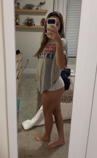 Isabela Lopez feet photo 19
